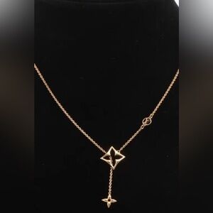 Louis Vuitton Flowergram Necklace